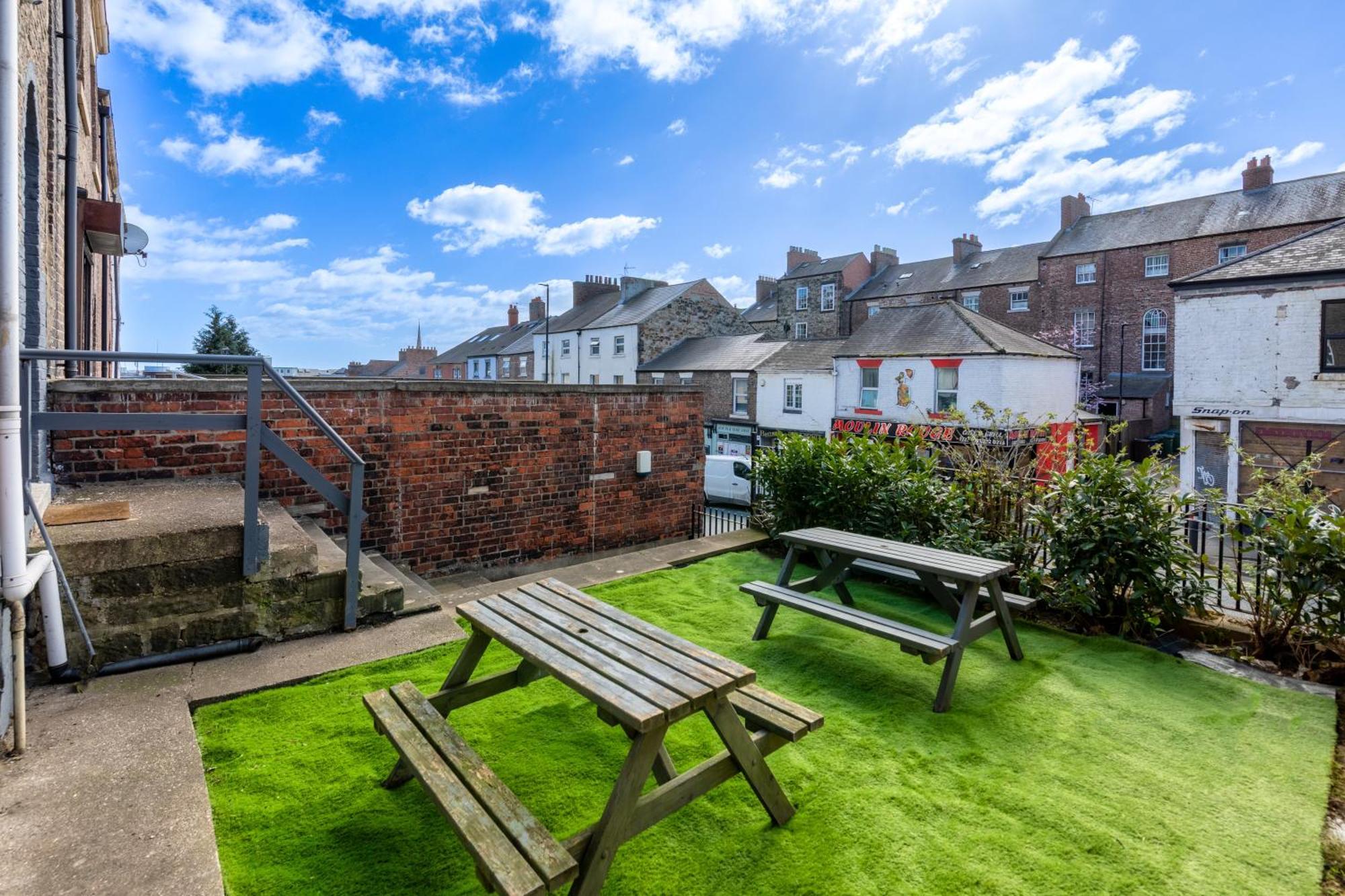 Newcastle City Centre Super Spacious Town House Free Parking And Wi-Fi Екстериор снимка
