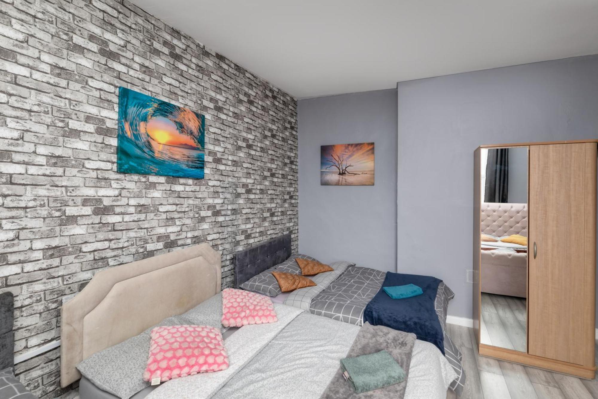 Newcastle City Centre Super Spacious Town House Free Parking And Wi-Fi Екстериор снимка