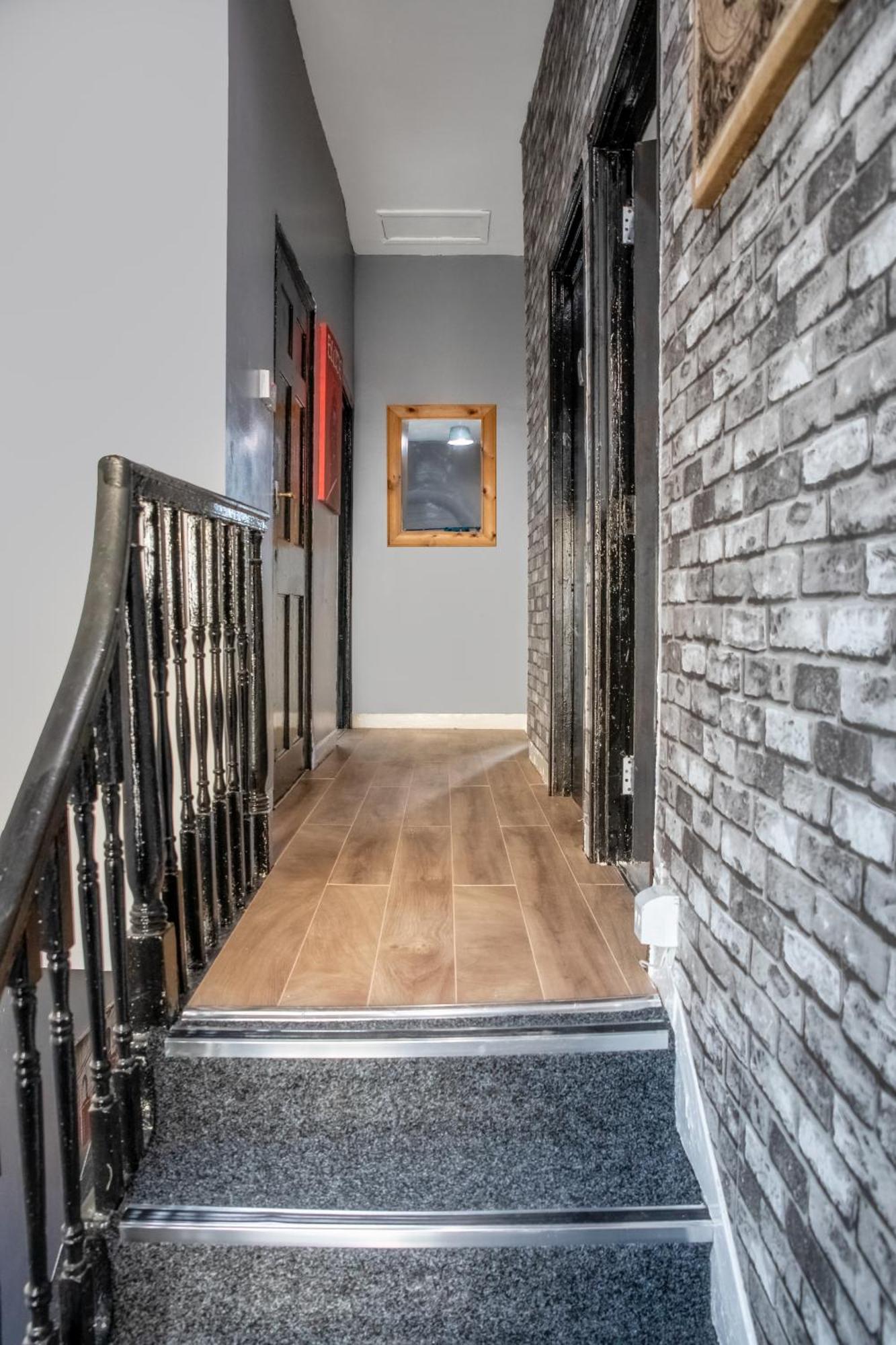 Newcastle City Centre Super Spacious Town House Free Parking And Wi-Fi Екстериор снимка